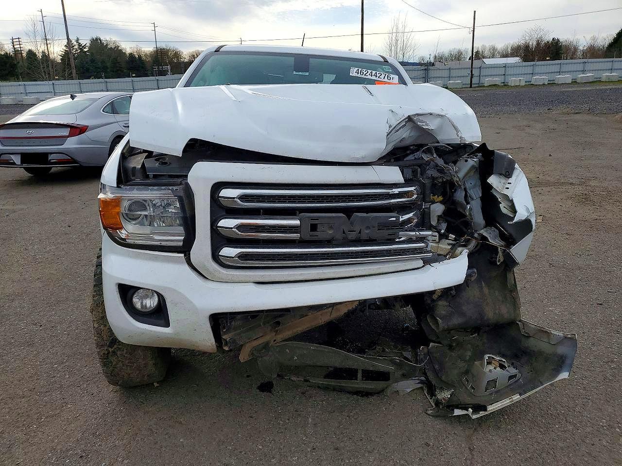 2017 GMC Canyon SLE