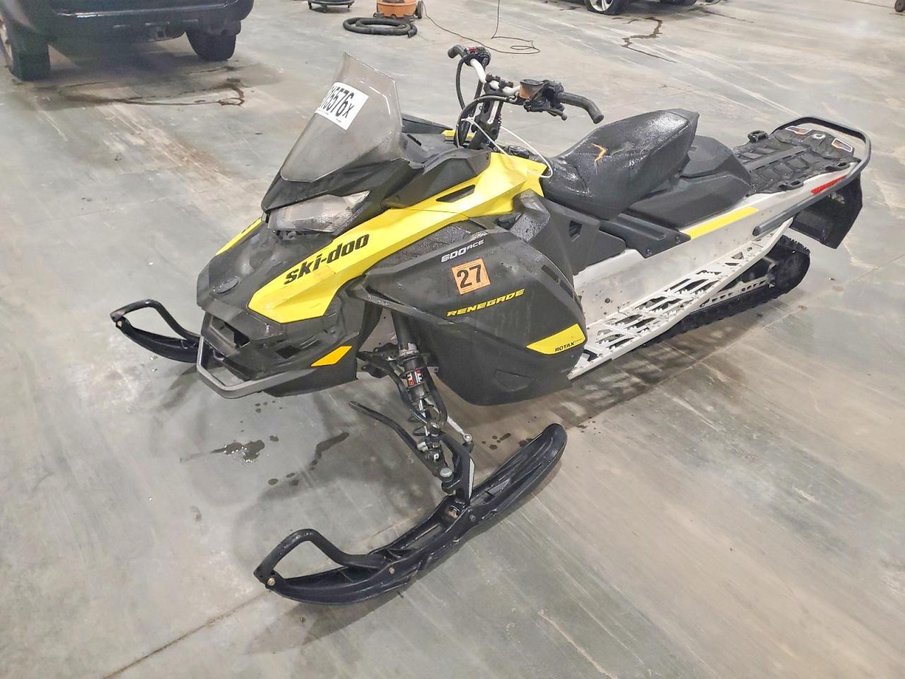 2022 Skidoo Snowmobile