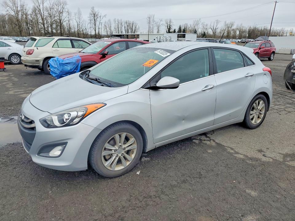 2014 Hyundai Elantra gt Base