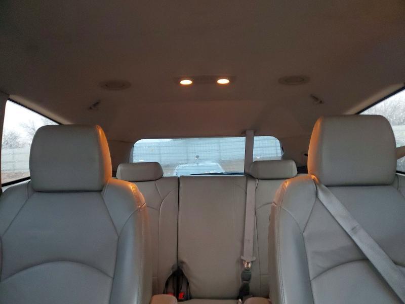 2011 Chev Traverse lt