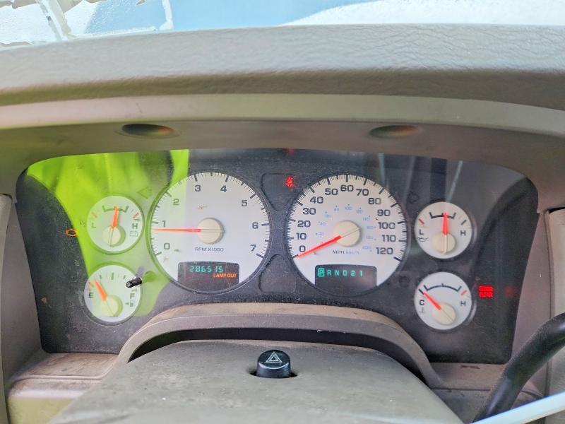 2004 Dodge RAM 1500 ST