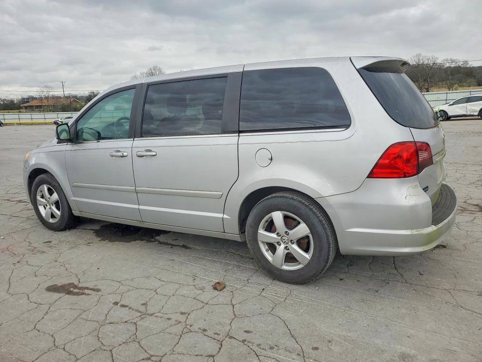 2010 Volkswagen Routan se
