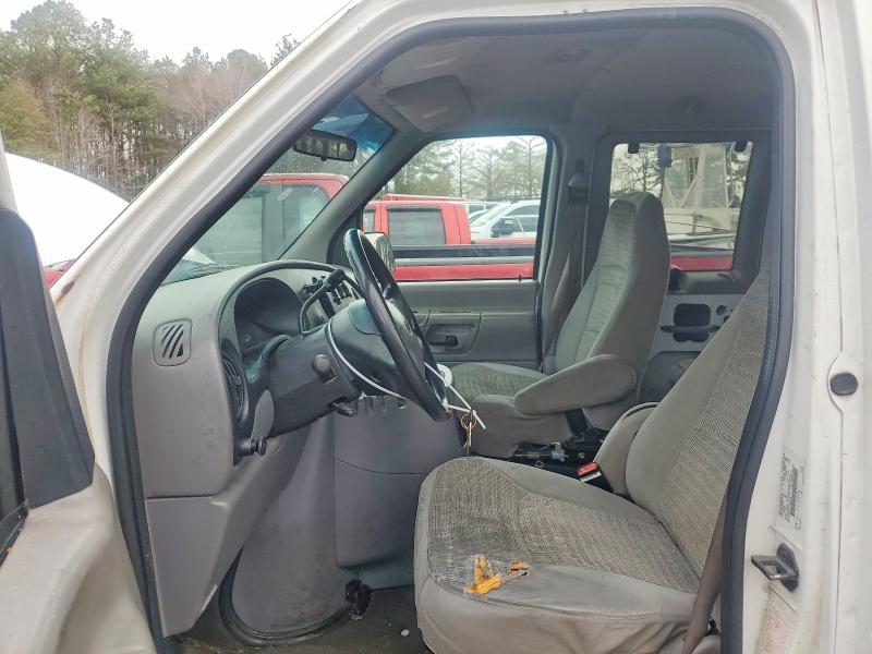 2000 Ford Econoline E350 Super Duty Wagon