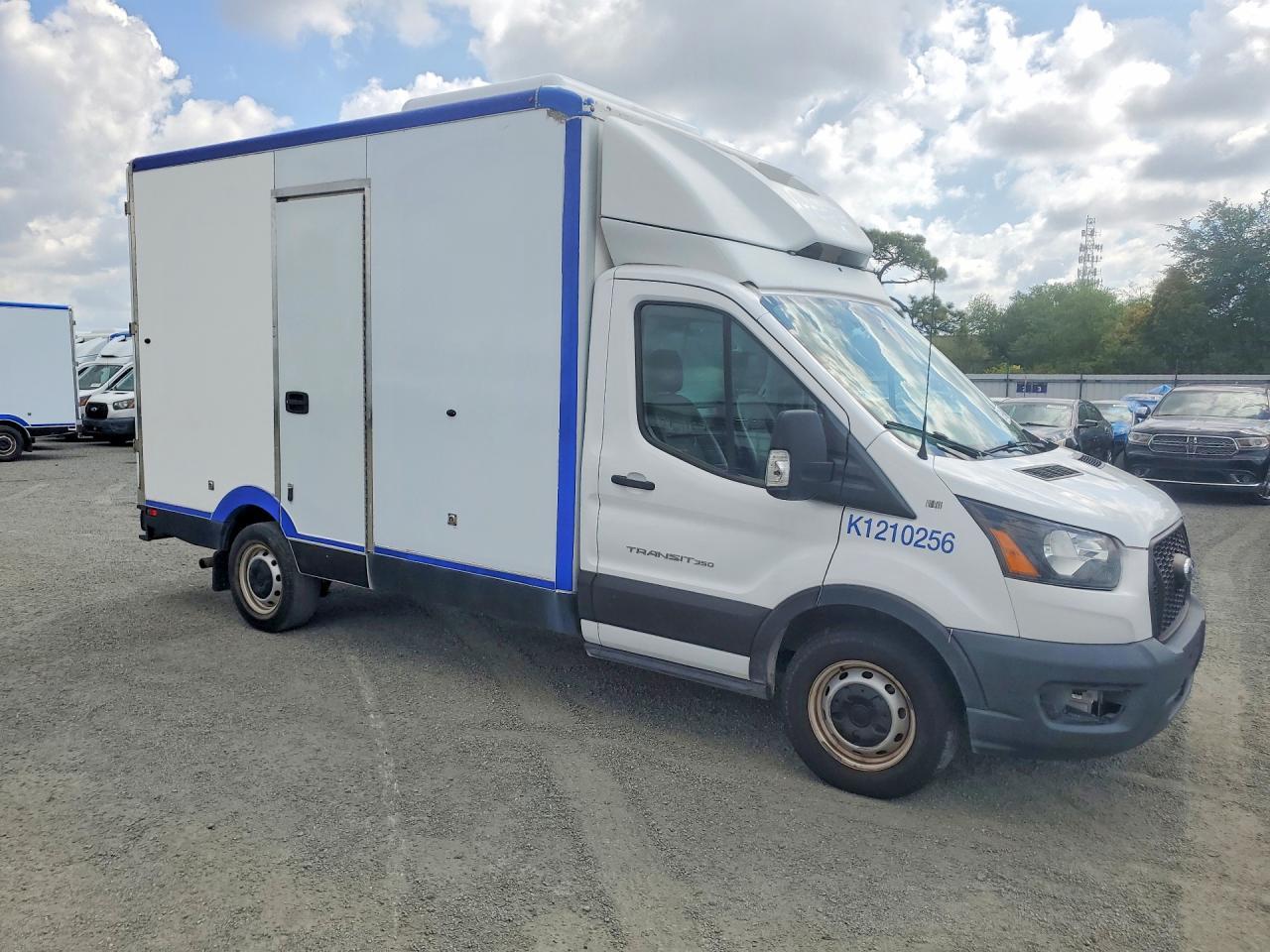2021 Ford Transit Delivery Truck