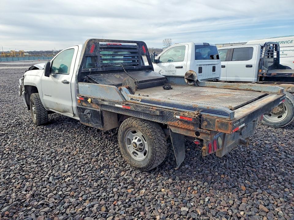2015 Chev Rolet Silverado 2500 Flatbed Truck