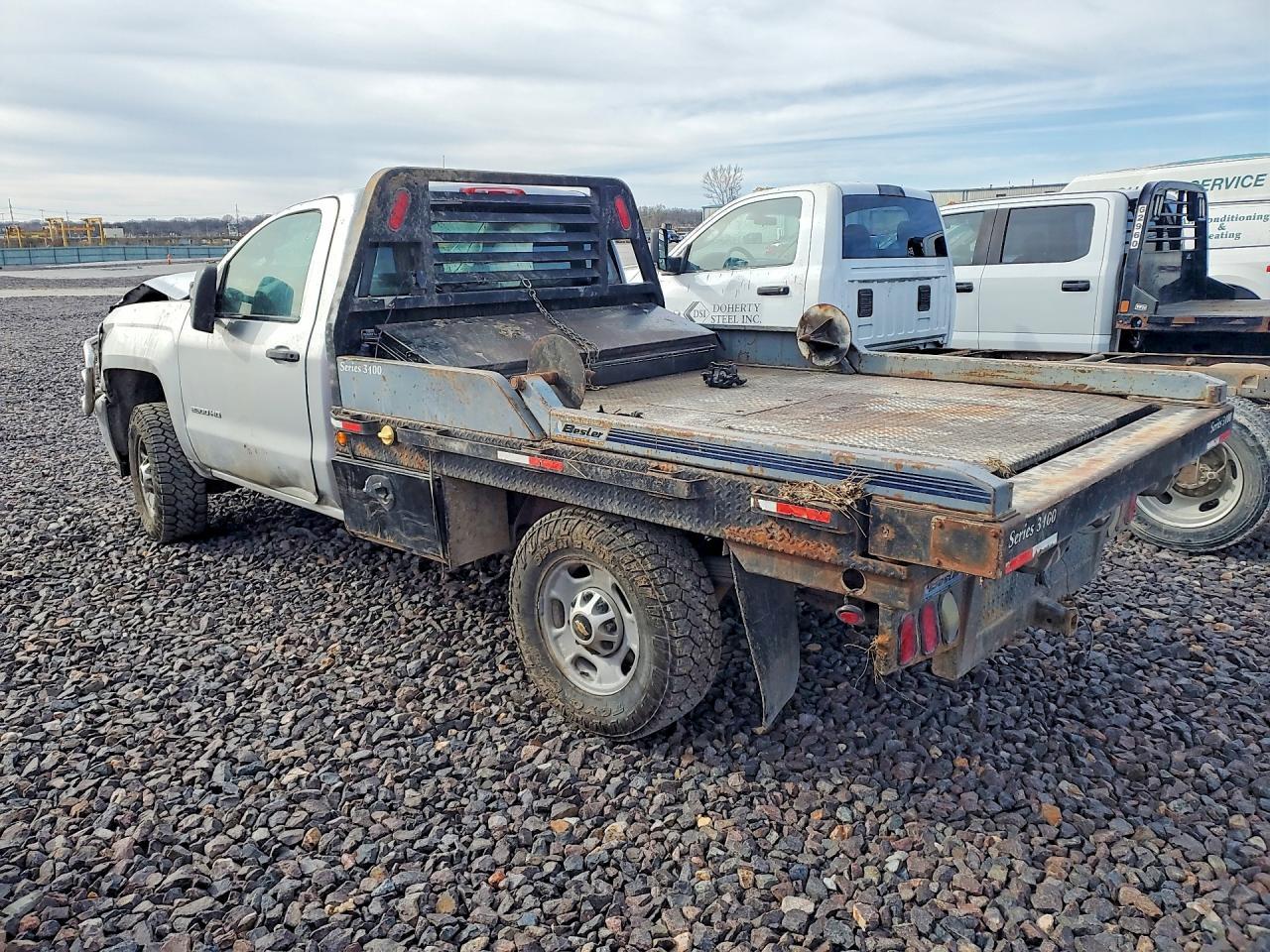 2015 Chev Rolet Silverado 2500 Flatbed Truck