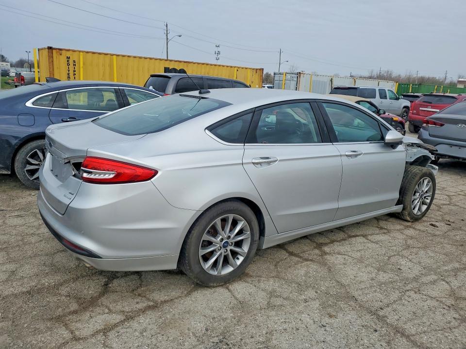 2017 Ford Fusion se