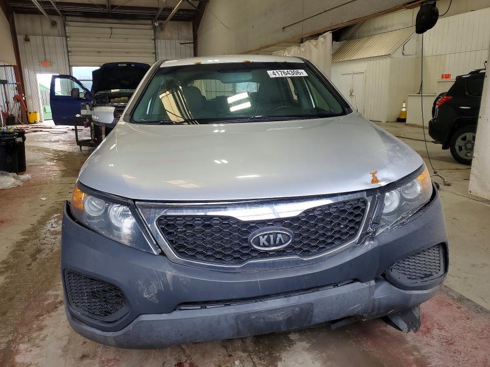 2013 KIA Sorento lx