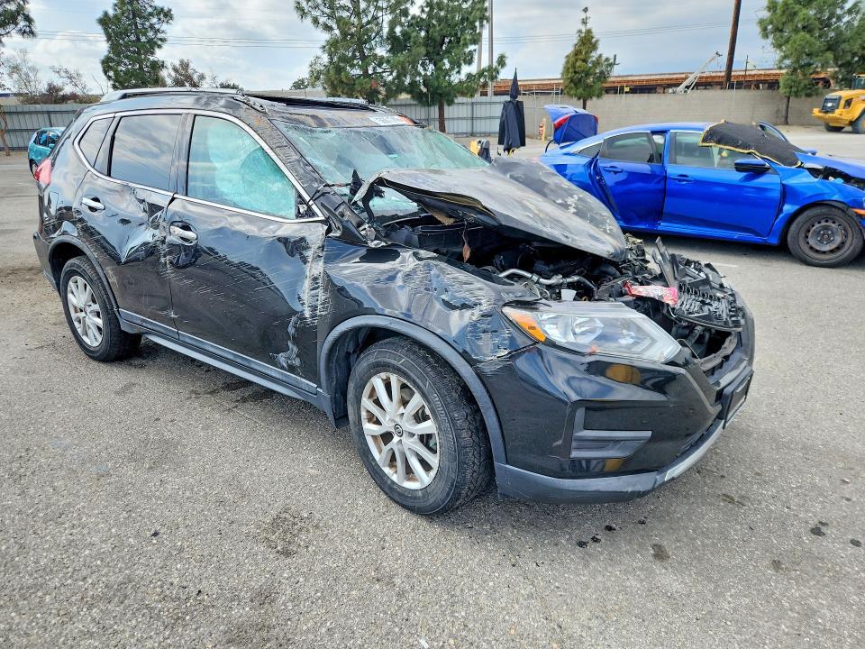 2018 Nissan Rogue sv