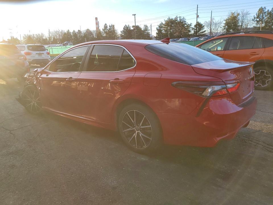 2021 Toyota Camry se