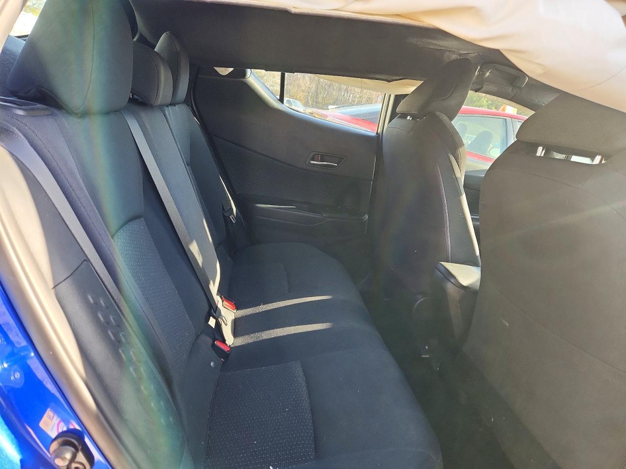 2018 Toyota C-hr xle Premium