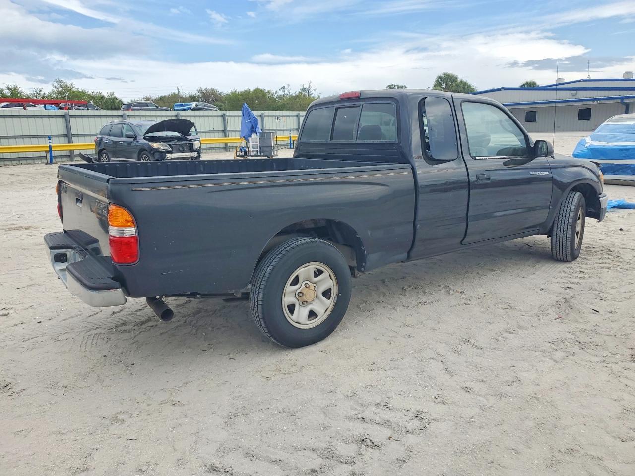 2001 Toyota Tacoma Base
