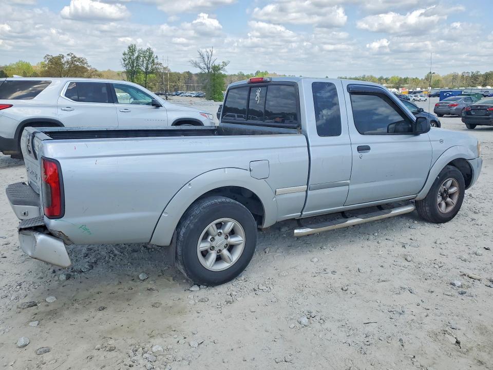 2003 Nissan Frontier Standard
