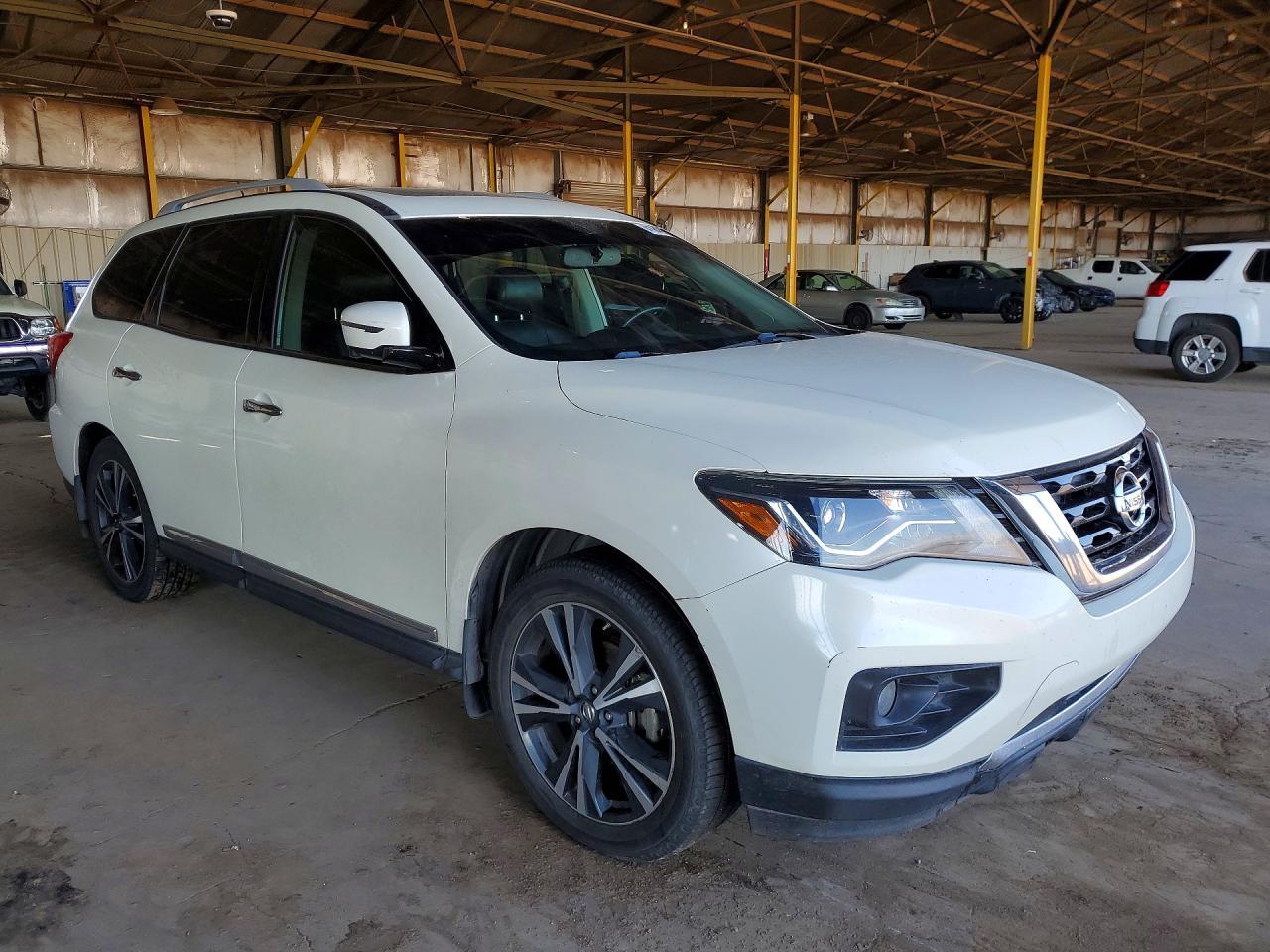 2018 Nissan Pathfinder Platinum