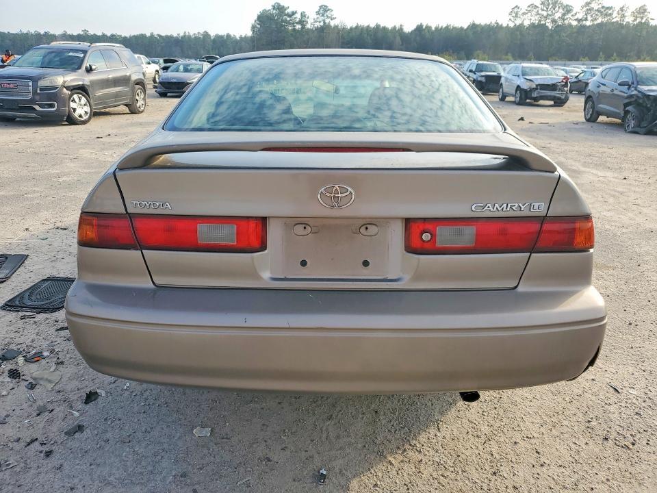 1999 Toyota Camry