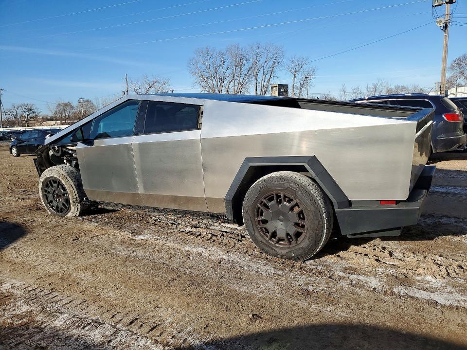 2024 Tesla Cybertruck