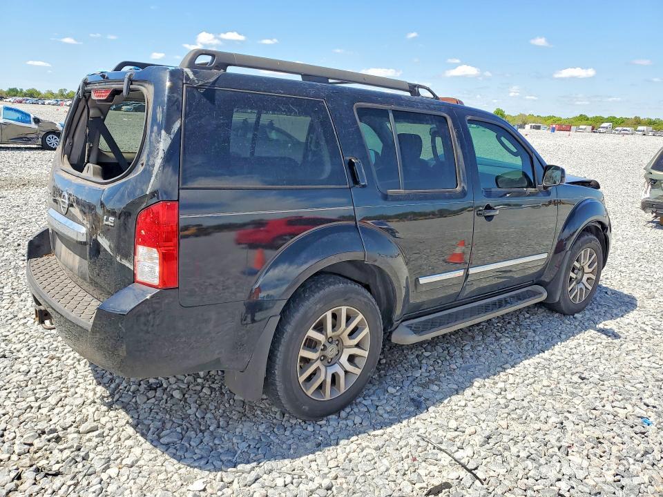 2010 Nissan Pathfinder s