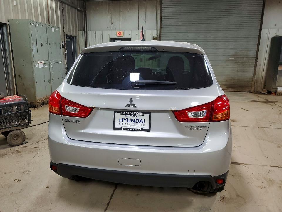 2015 Mitsubishi Outlander Sport es