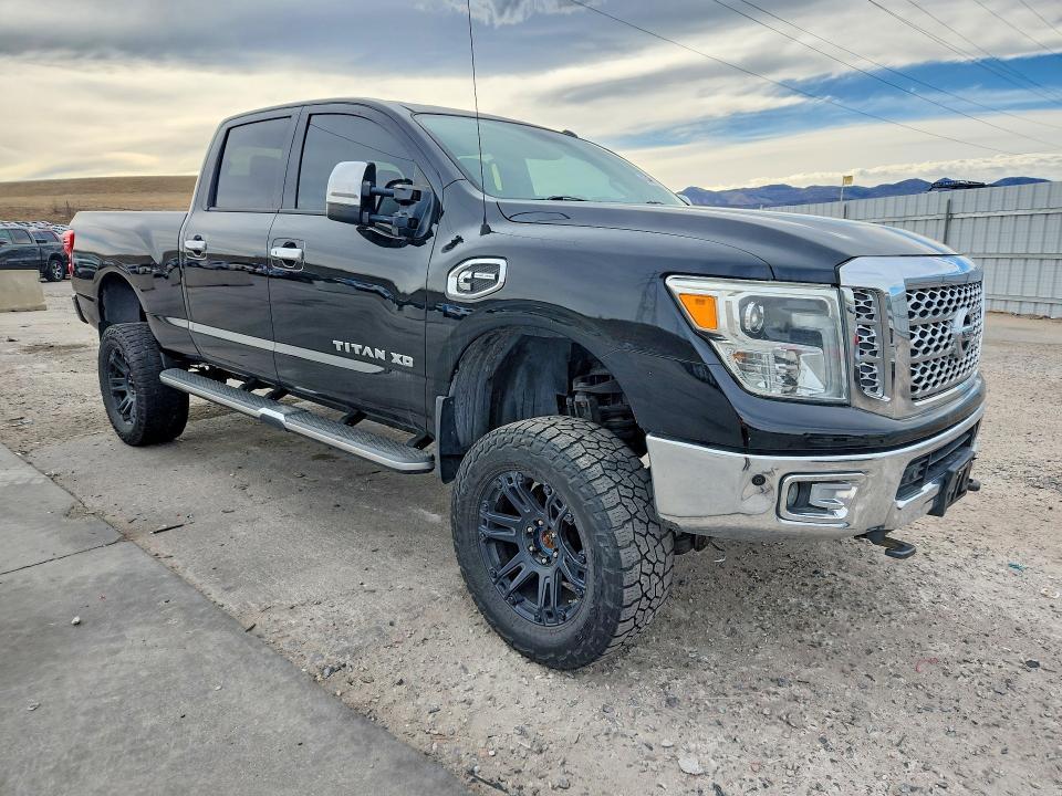 2016 Nissan Titan XD SL