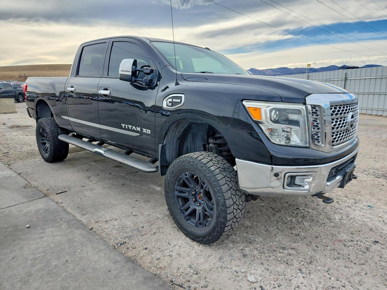 2016 Nissan Titan XD SL
