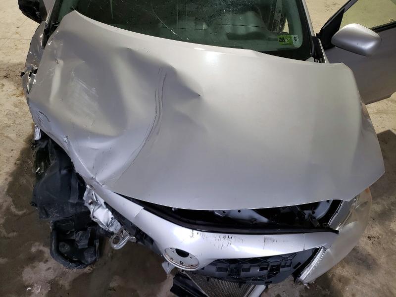 2013 Toyota Corolla l
