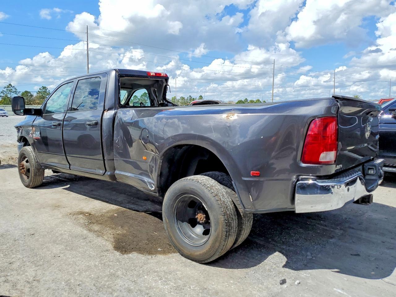 2018 Dodge RAM 3500 ST