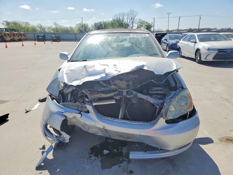 2005 Toyota Corolla le