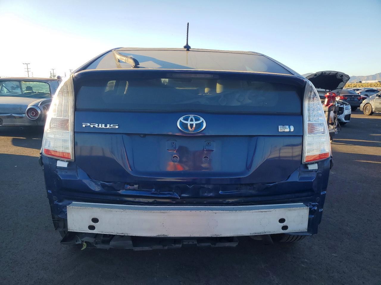 2011 Toyota Prius Three