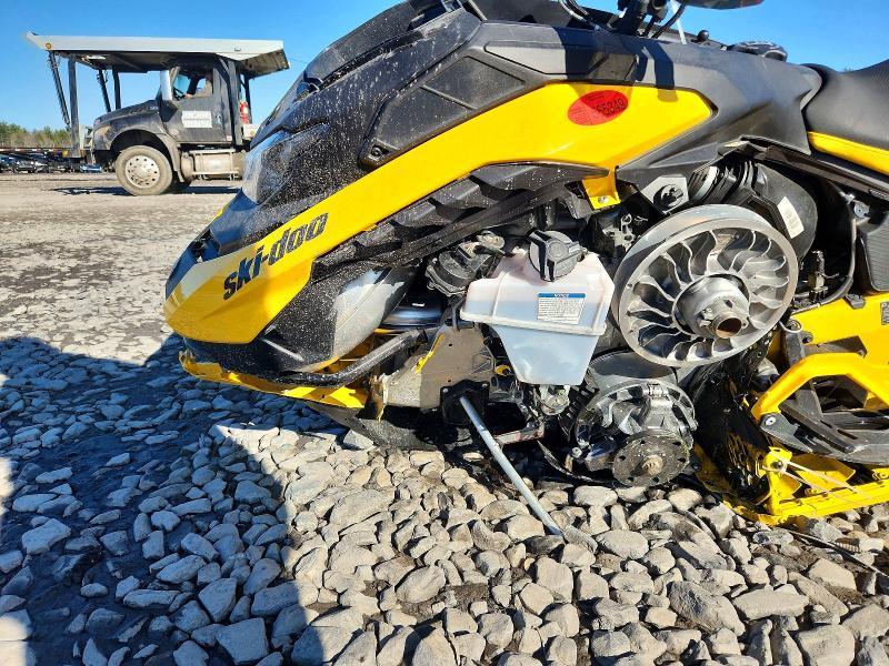 2024 Skidoo Mx z X-rs Models