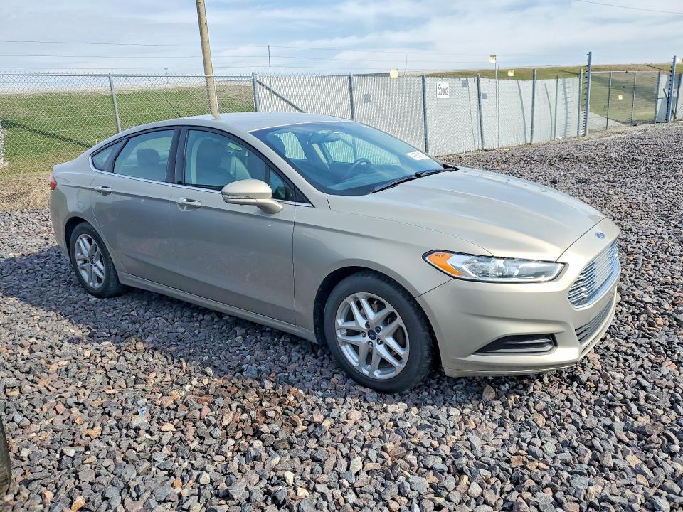 2016 Ford Fusion se