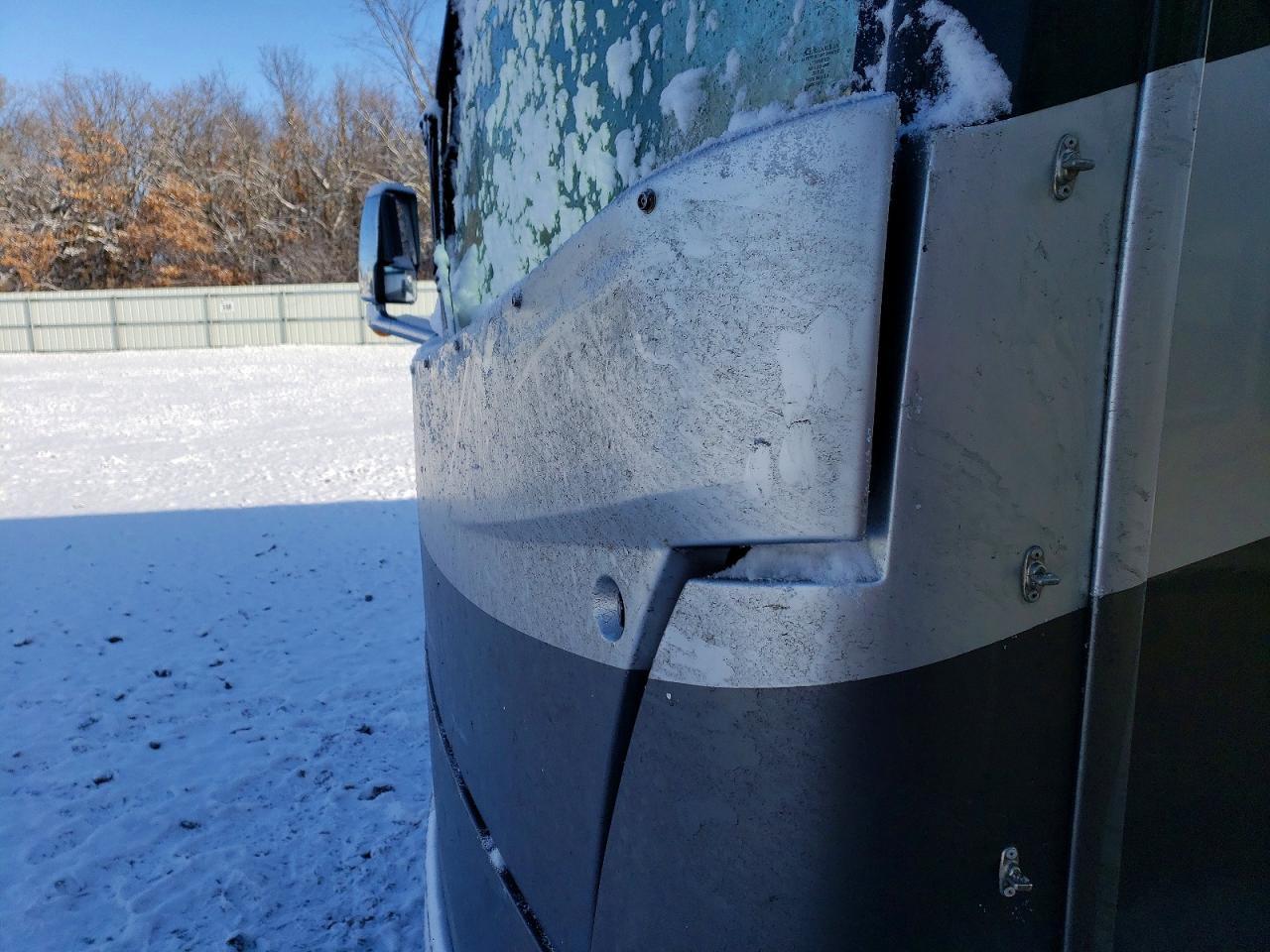 2004 Freightliner Chassis XC RV