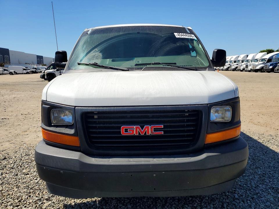 2017 GMC Savana 2500 Cargo Delivery Van