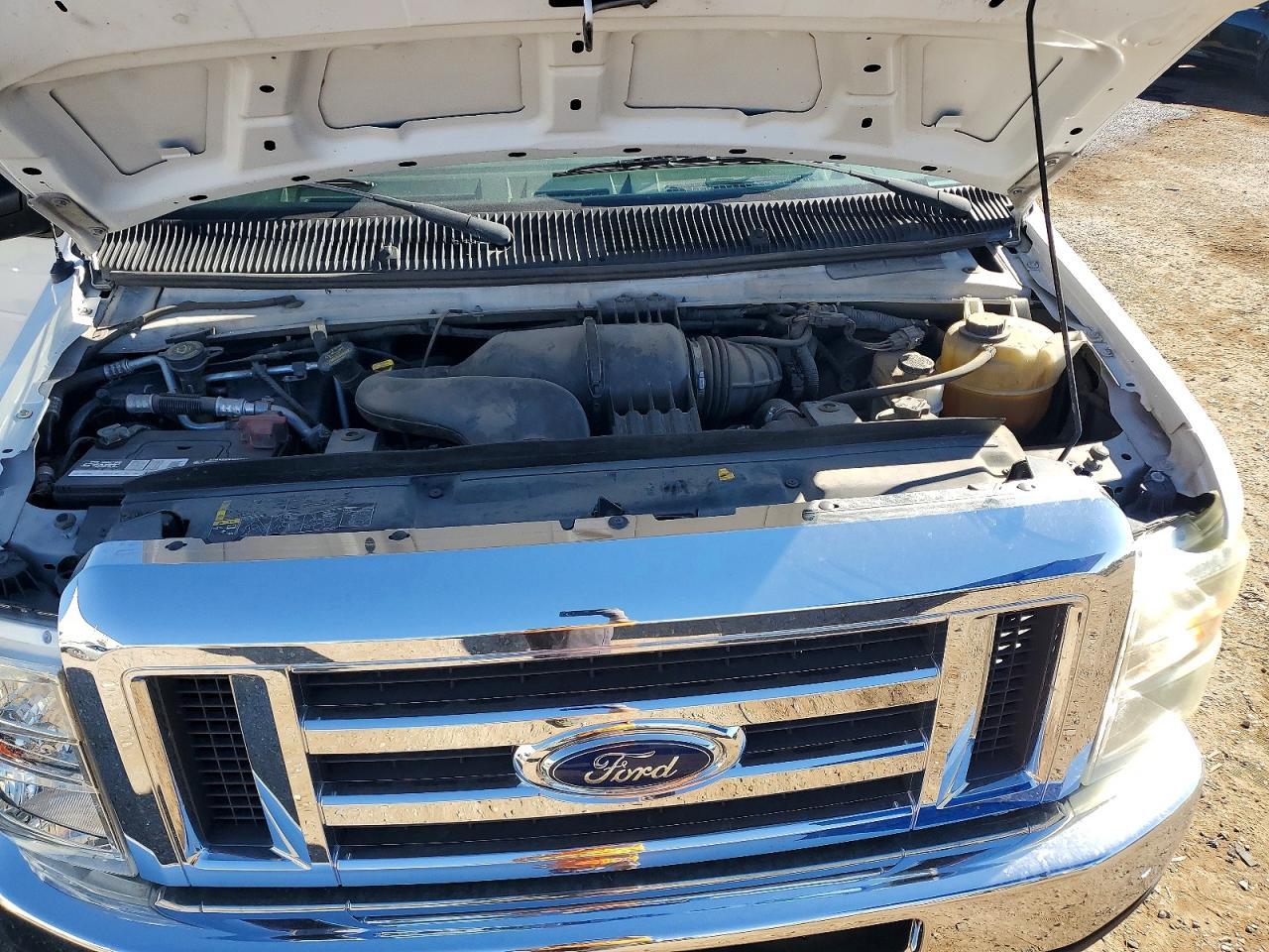 2014 Ford E250 Utility / Service Van