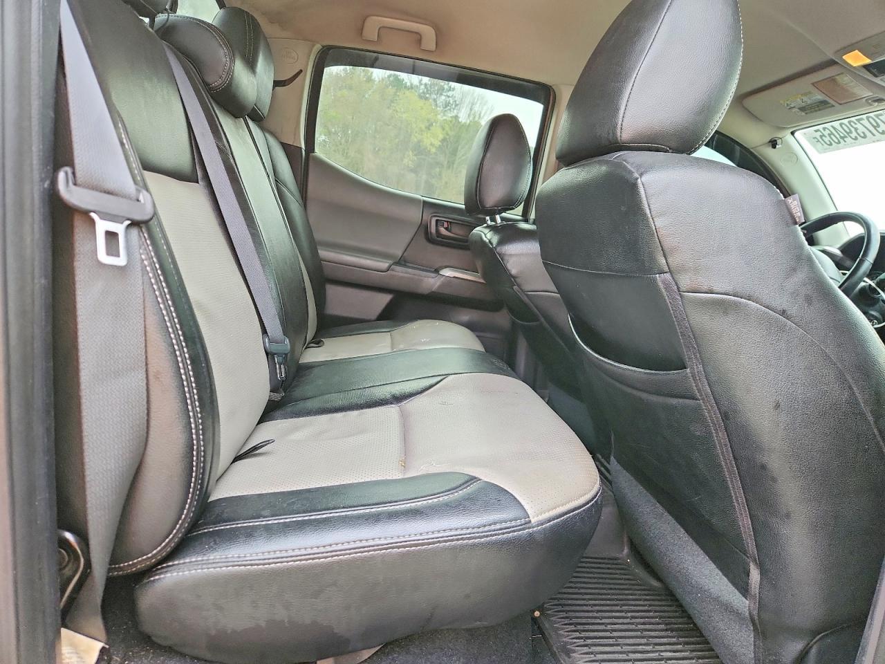2017 Toyota Tacoma SR5 V6