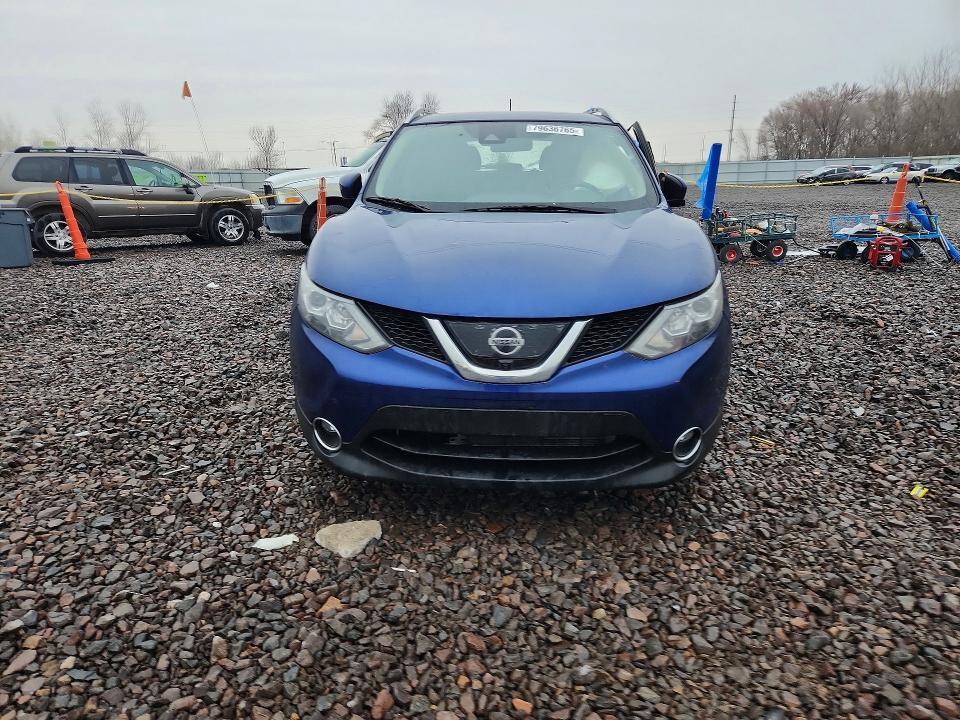 2017 Nissan Rogue Sport sl