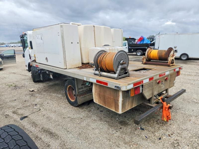 2011 Isuzu Npr hd Flatbed Truck