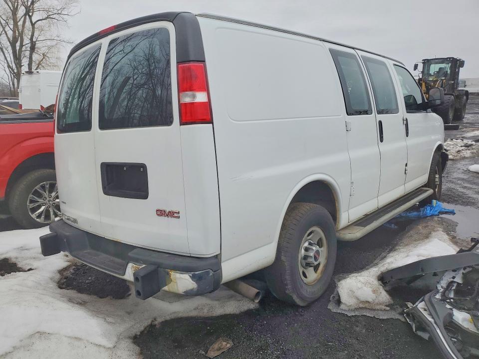 2017 GMC Savana G2500