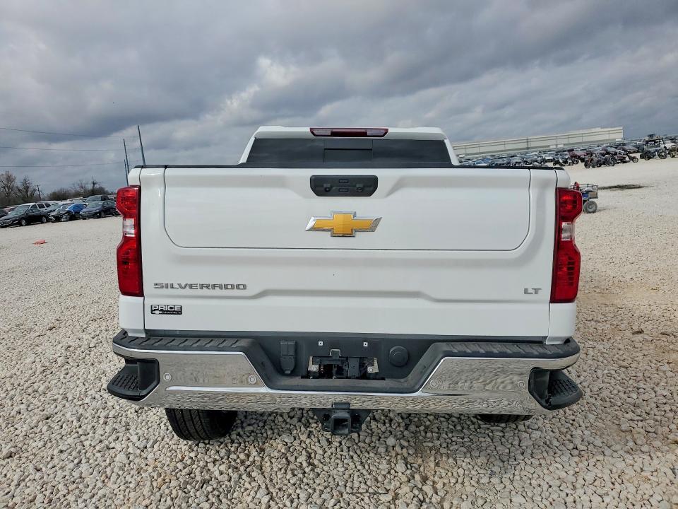 2026 Chevrolet Silverado C1500 LT