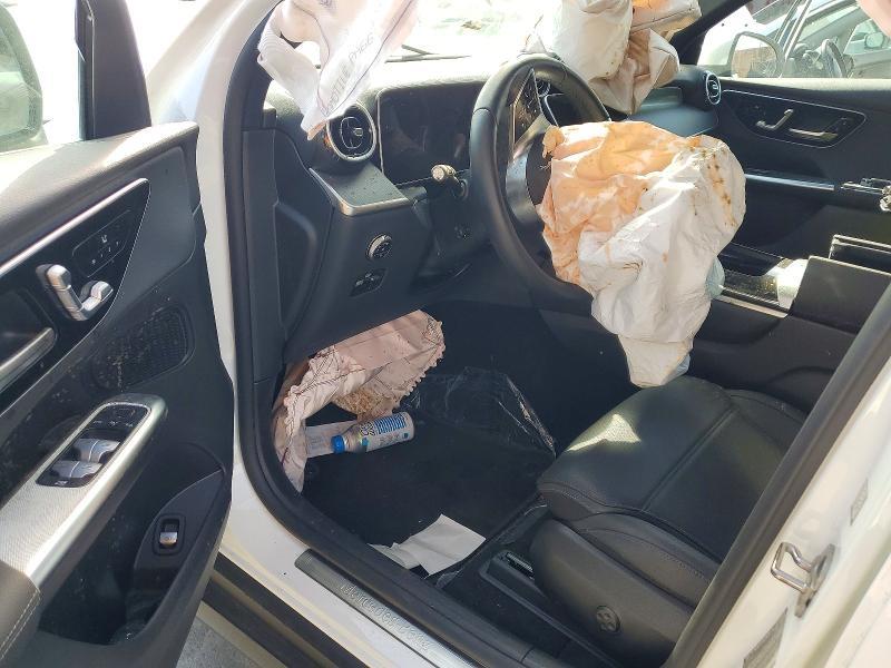 2025 Mercedes-Benz Glc 300