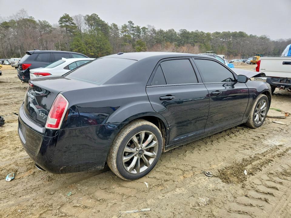 2014 Chrysler 300 s