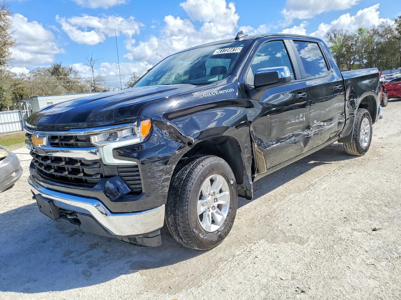 2025 Chevrolet Silverado K1500 LT