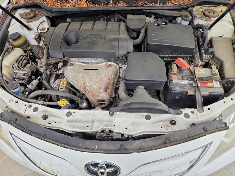 2010 Toyota Camry le