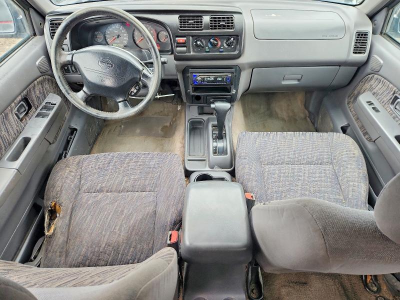 2000 Nissan Frontier xe