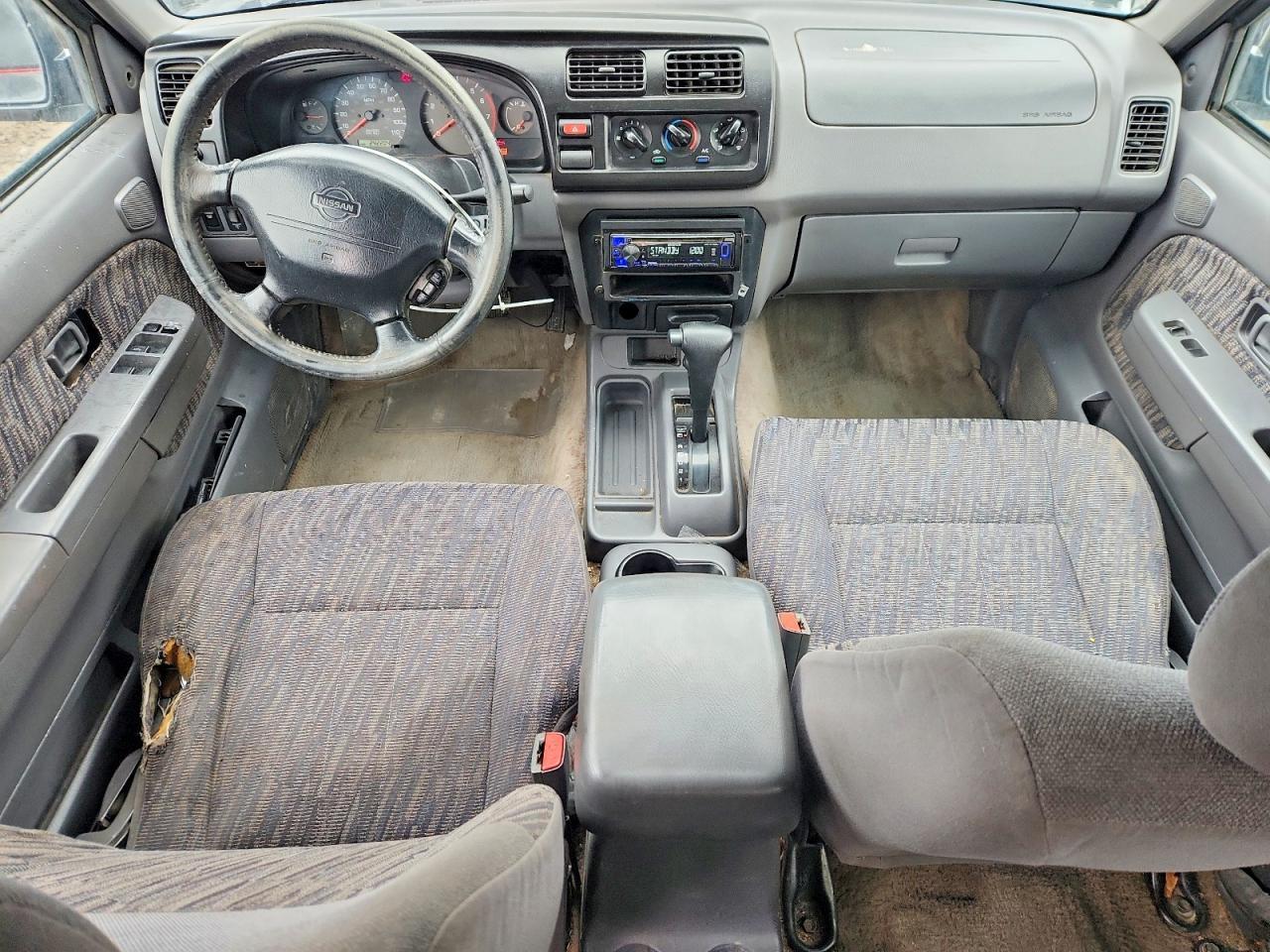 2000 Nissan Frontier XE