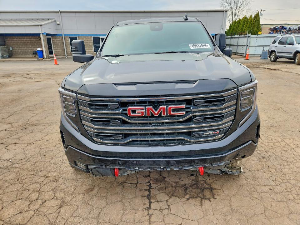2024 GMC Sierra K1500 AT4