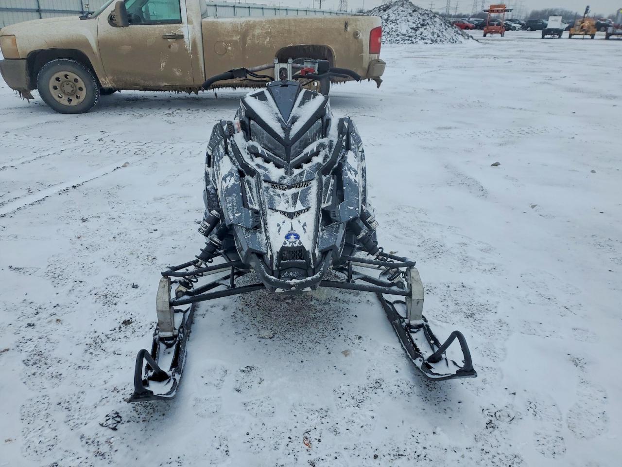 2017 Polaris Switchback Assault 8
