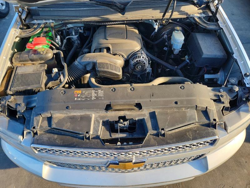 2013 Chevrolet Avalanche LS