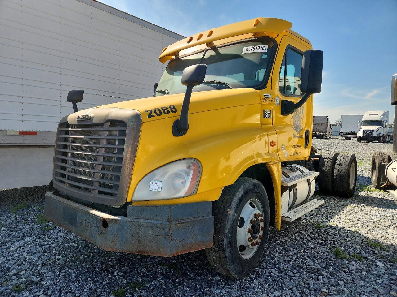 2014 Freightliner Cascadia Semi Truck