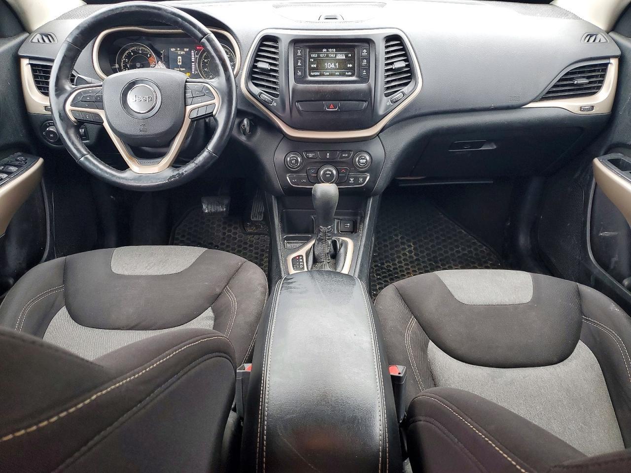 2018 Jeep Cherokee Latitude