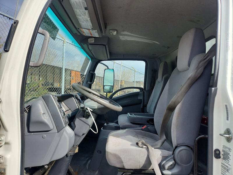 2019 Isuzu NPR XD BOX Truck